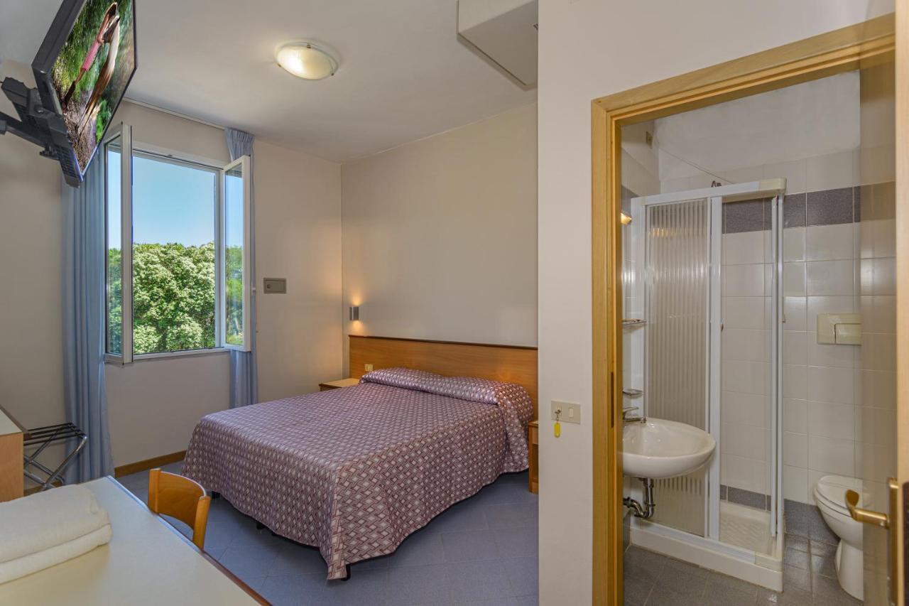 Hotel Sogno 维亚雷焦 外观 照片