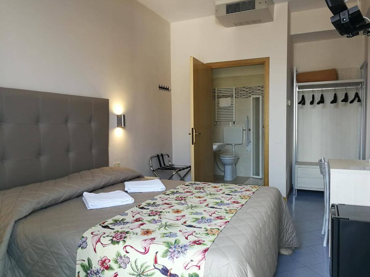Hotel Sogno 维亚雷焦 外观 照片