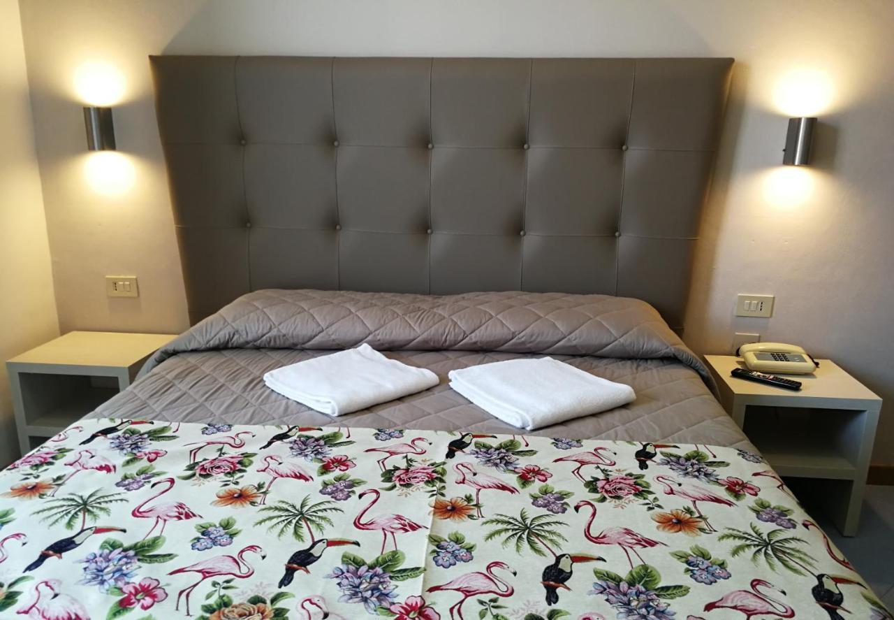 Hotel Sogno 维亚雷焦 外观 照片